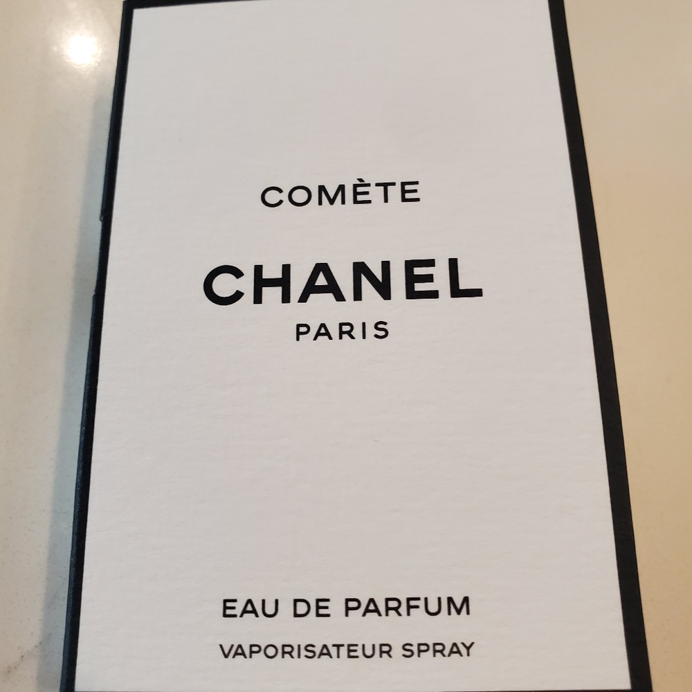 Chanel Samples - Picture 2 of 4